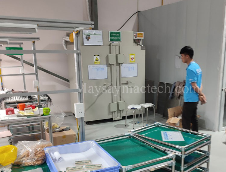 Mectech Vina Company, uses MSD2000-160 dryer to dry components, dry
eyelash