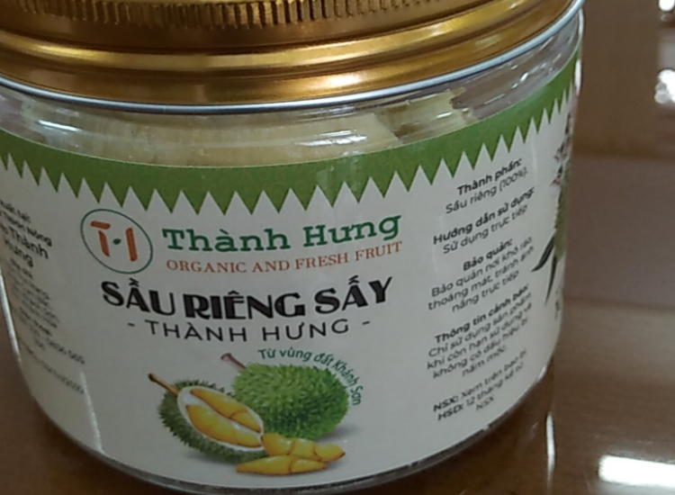 Thanh Hung Agriculture Company, produces crispy dried durian